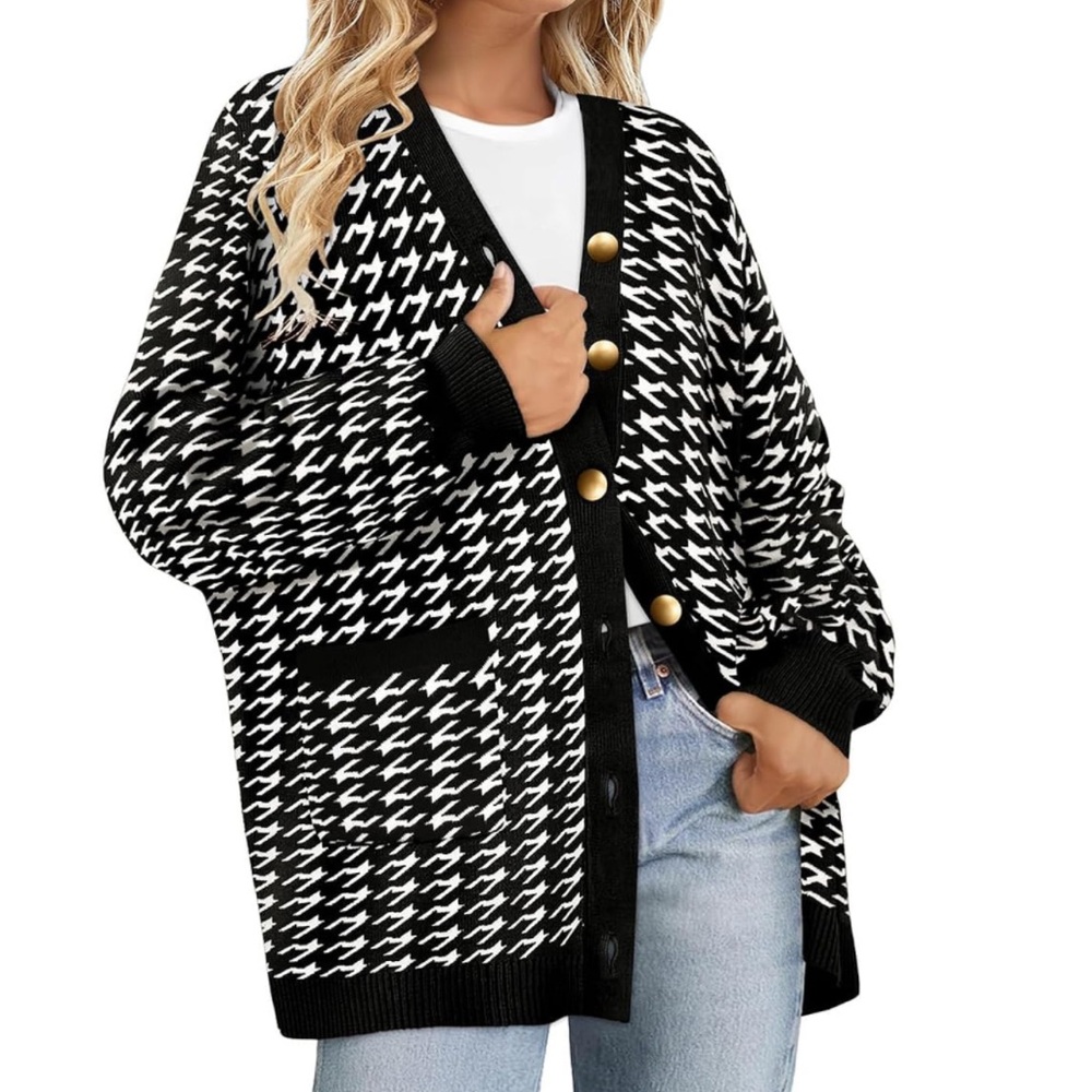 Black and White Houndstooth Women's Cardigan Sweater Large NWT
